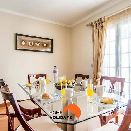#128 Private Pool & Spacious Holiday home Albufeira