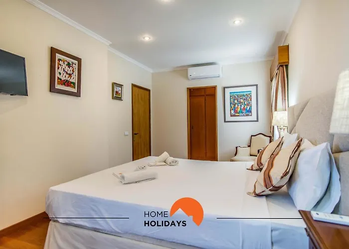 #128 Number 10 By Holidays Nyaraló