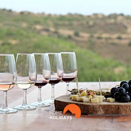 Vakantiehuis #128 Number 10 By Holidays *