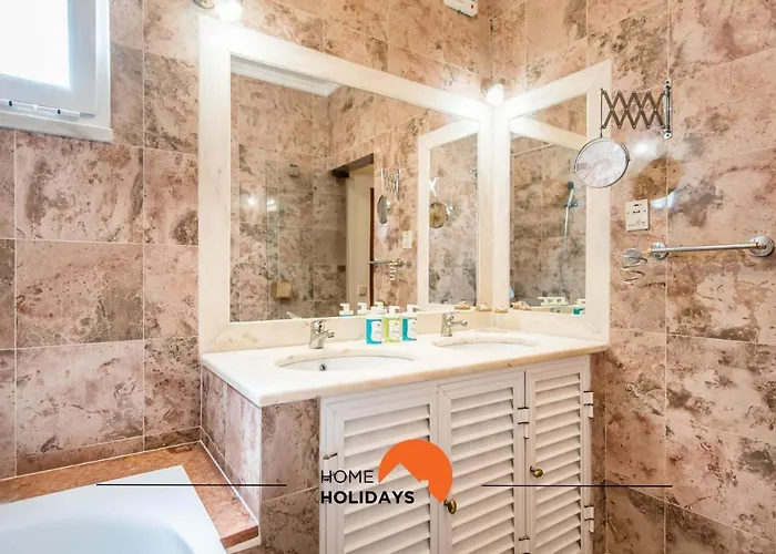 #128 Private Pool & Spacious Ferienhaus *