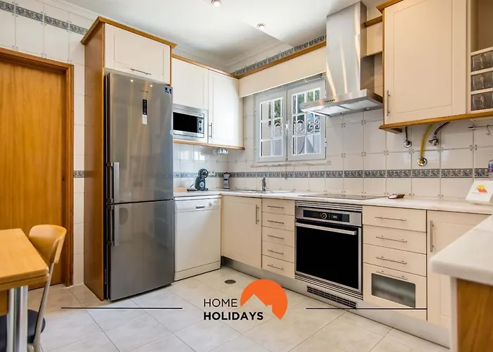 Ferienhaus #128 Private Pool & Spacious Albufeira