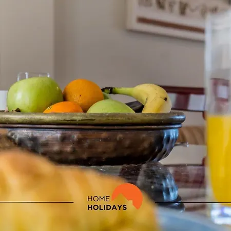 #128 Number 10 By Holidays Ferienhaus